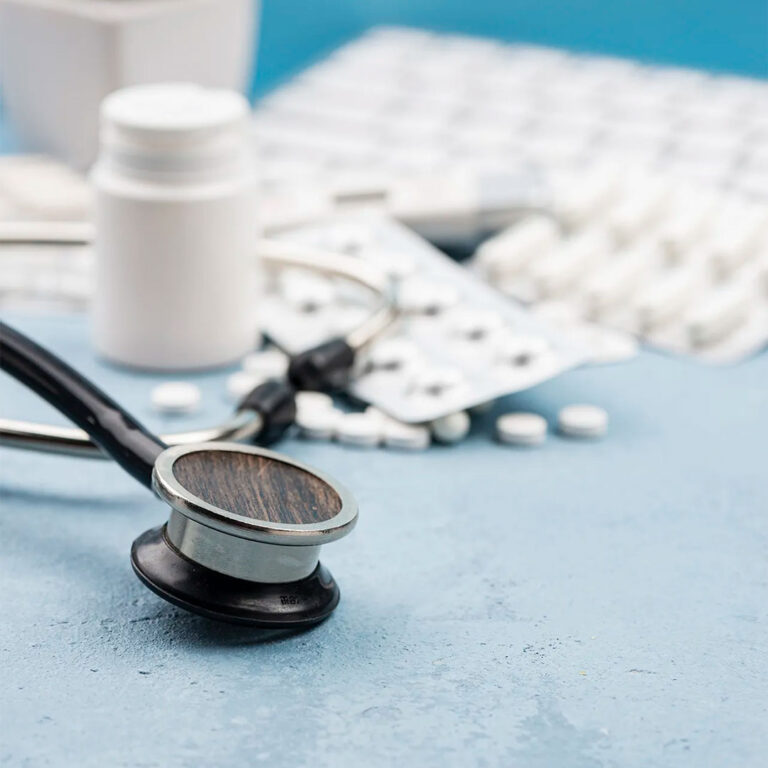 Tradução farmacêutica e médica especializada para indústrias e centros de pesquisa.